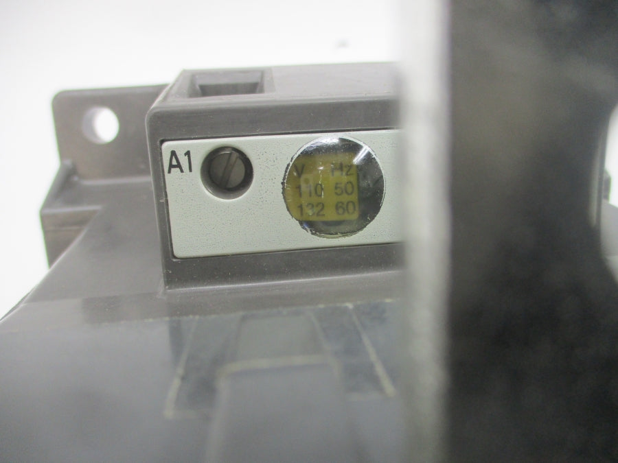 SIEMENS 3TF5522-0AQ0 110/132V 300A NSMP