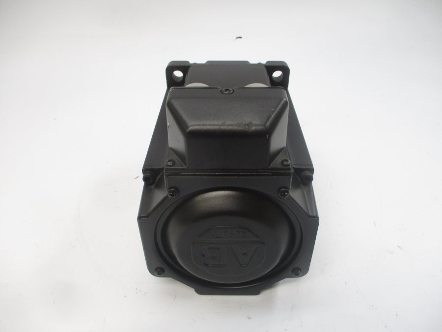 INDUSTRIAL SPARE PART MPL-B4530K-MK22AA SER. A 460VAC 11A NSNP