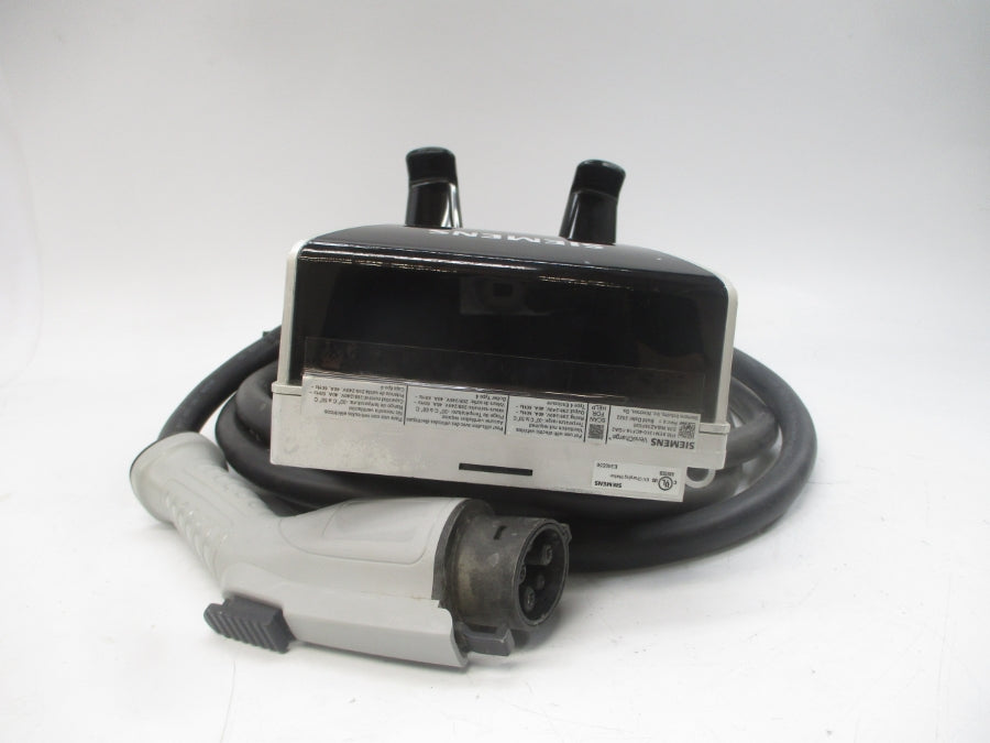 SIEMENS 8EM1310-4CF14-1GA2 208/240V 40A REV. 0.1 UNMP