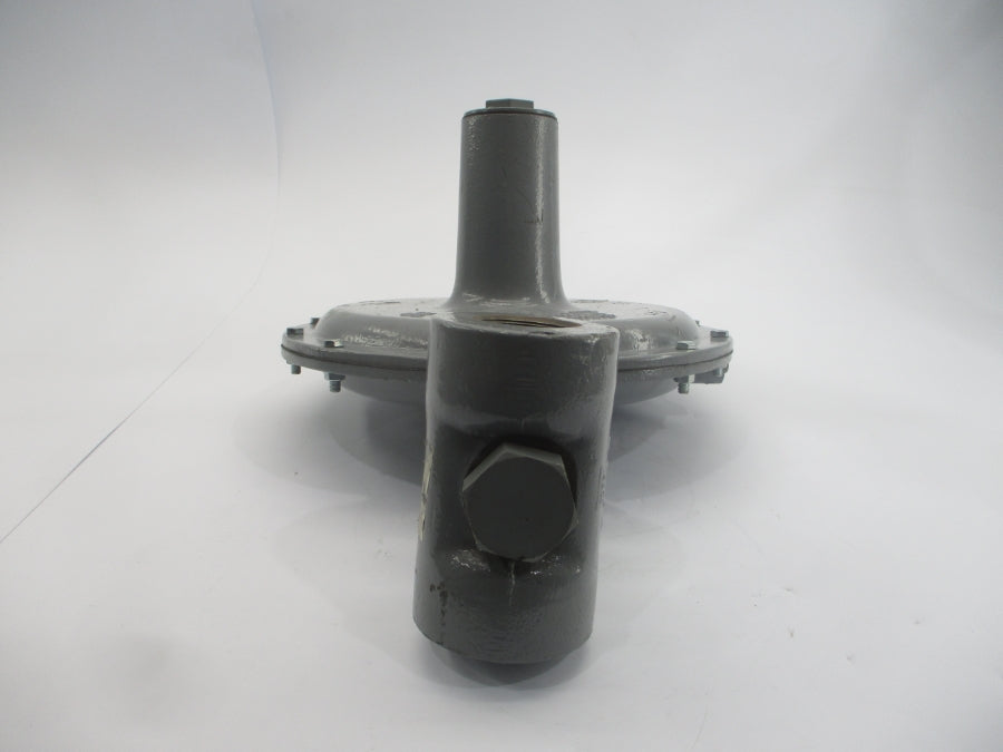 FISHER Y696 2-5"WC 1" UNMP