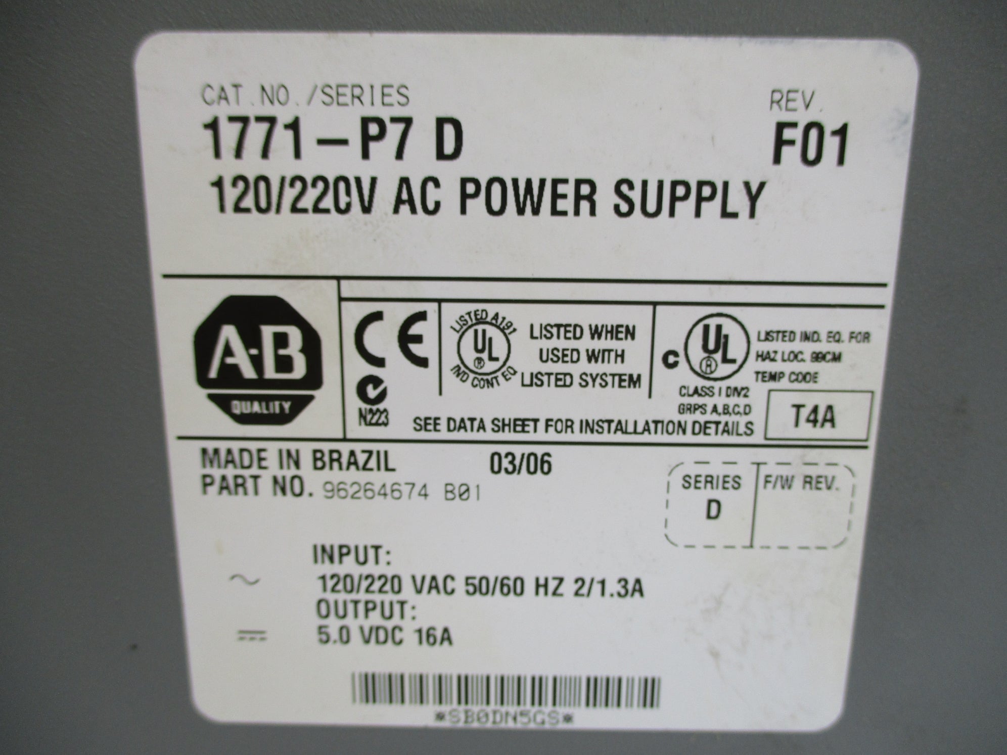 ALLEN BRADLEY 1771-P7 SER. D UNMP