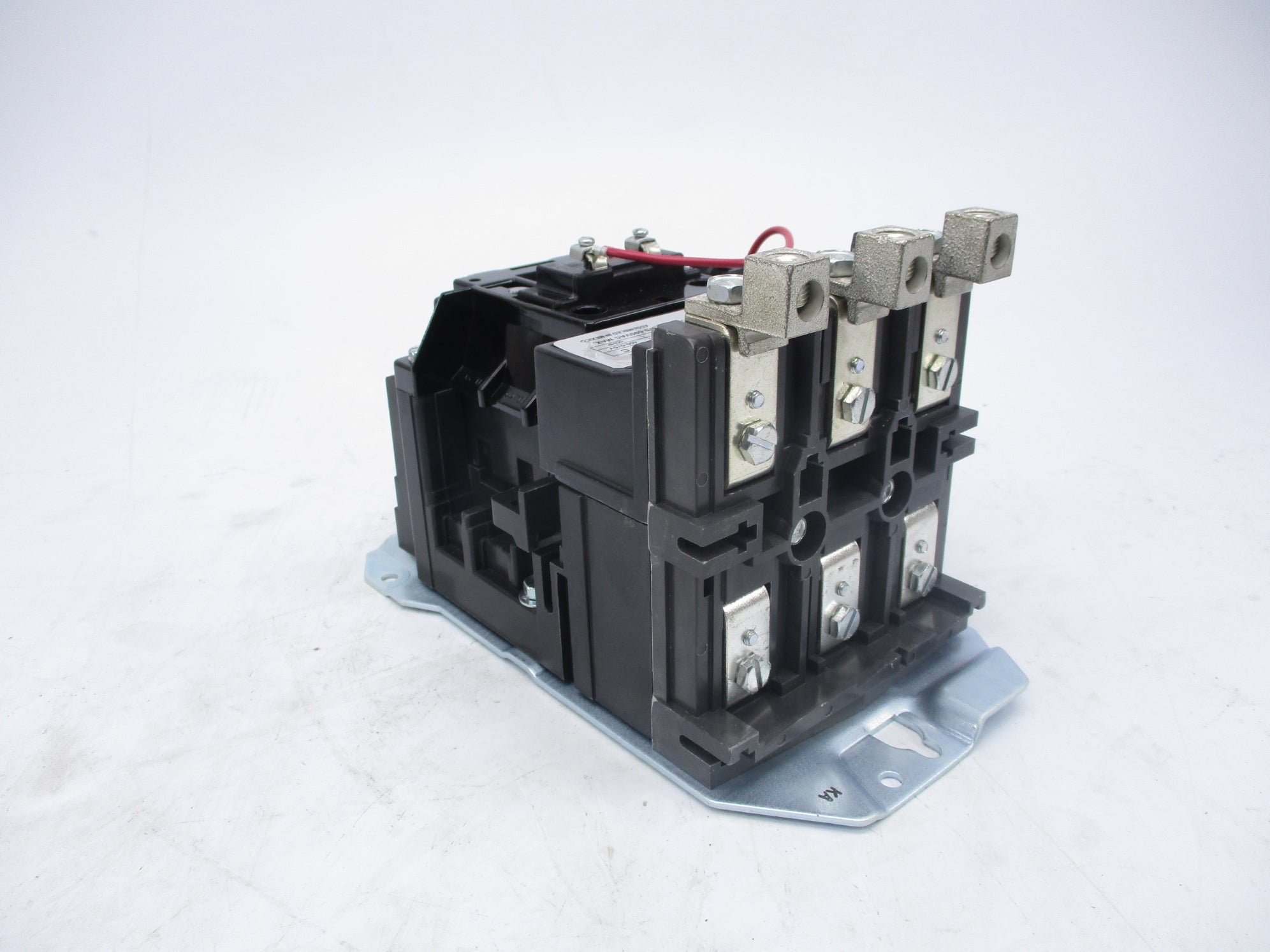 ALLEN BRADLEY 500F-DOD930 SER. C 110/115-120V 90A (BR/WH) NSMP