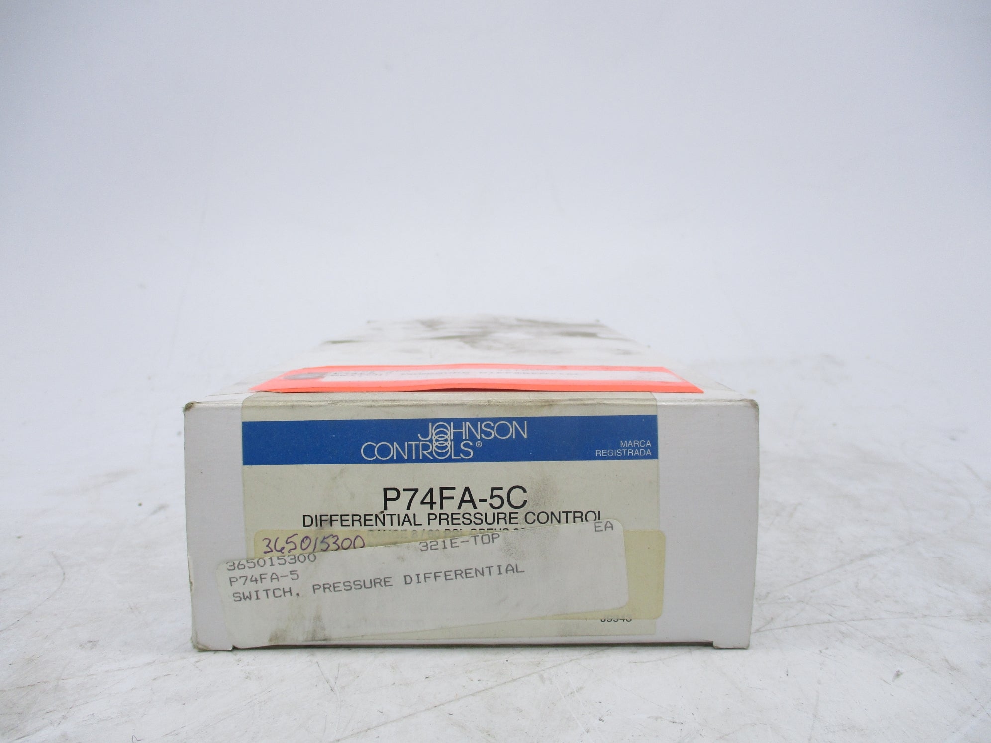 JOHNSON CONTROLS P74FA-5C NSMP