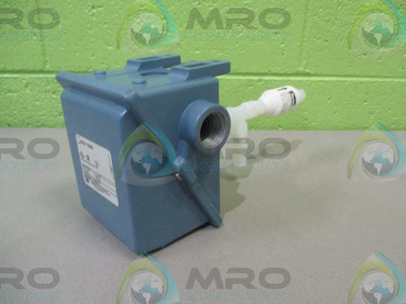 UNITED ELECTRIC H402-15686 W/CV 1-1144  NSNP