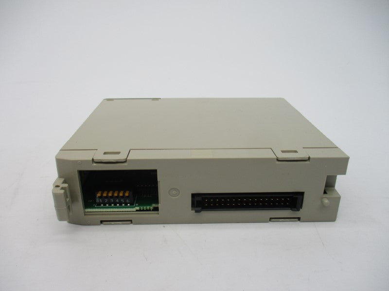 OMRON C200H-OD215 24VDC .1A NSMP