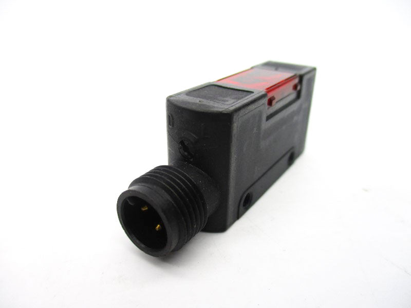 OMRON E3S-R67 10-30VDC NSMP