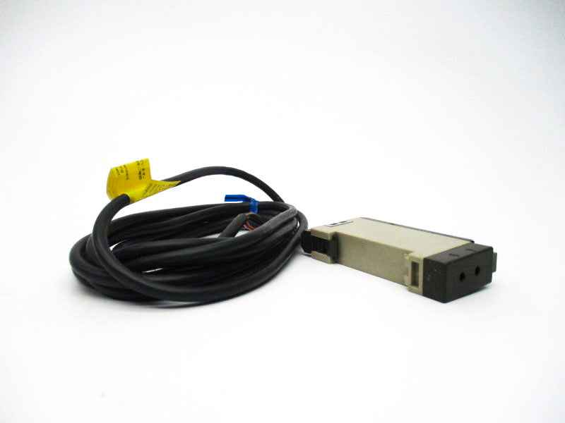 OMRON E3X-A21 10-30VDC NSMP