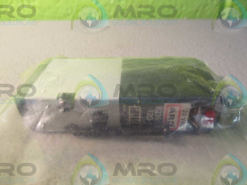 ARO B239SS-120-A SOLENOID VALVE  NSNP IN PACKAGE
