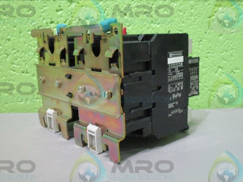 TELEMECANIQUE LC2D5011 REVERSING MOTOR CONTACTOR 70AMP, 40HP, 750V UNMP