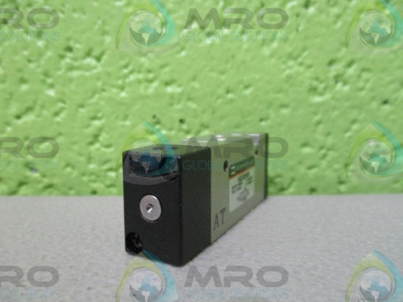 SMC VZA2121-M5 AIR PILOT VALVE NSNP
