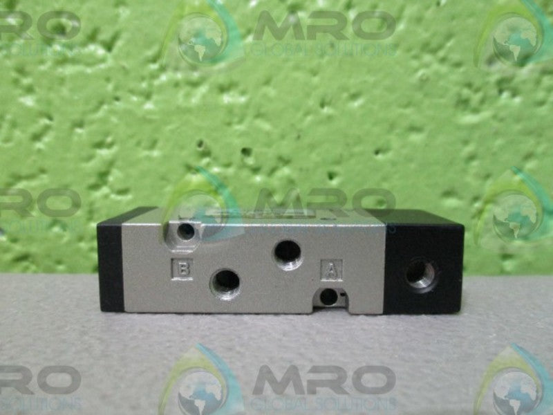 SMC VZA2121-M5 AIR PILOT VALVE NSNP