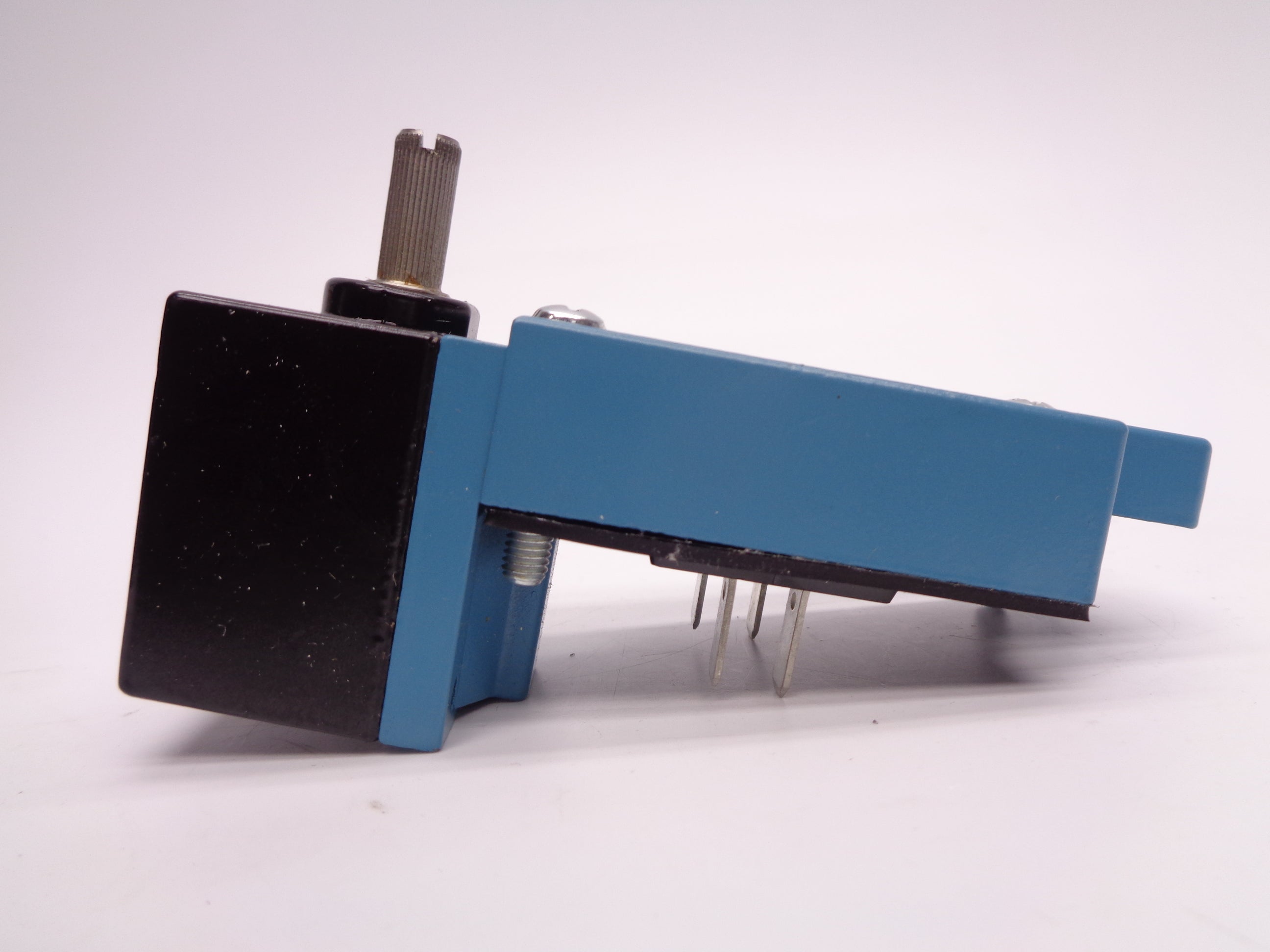 MICRO SWITCH LSZ7A1A 600VAC 10A NSNP
