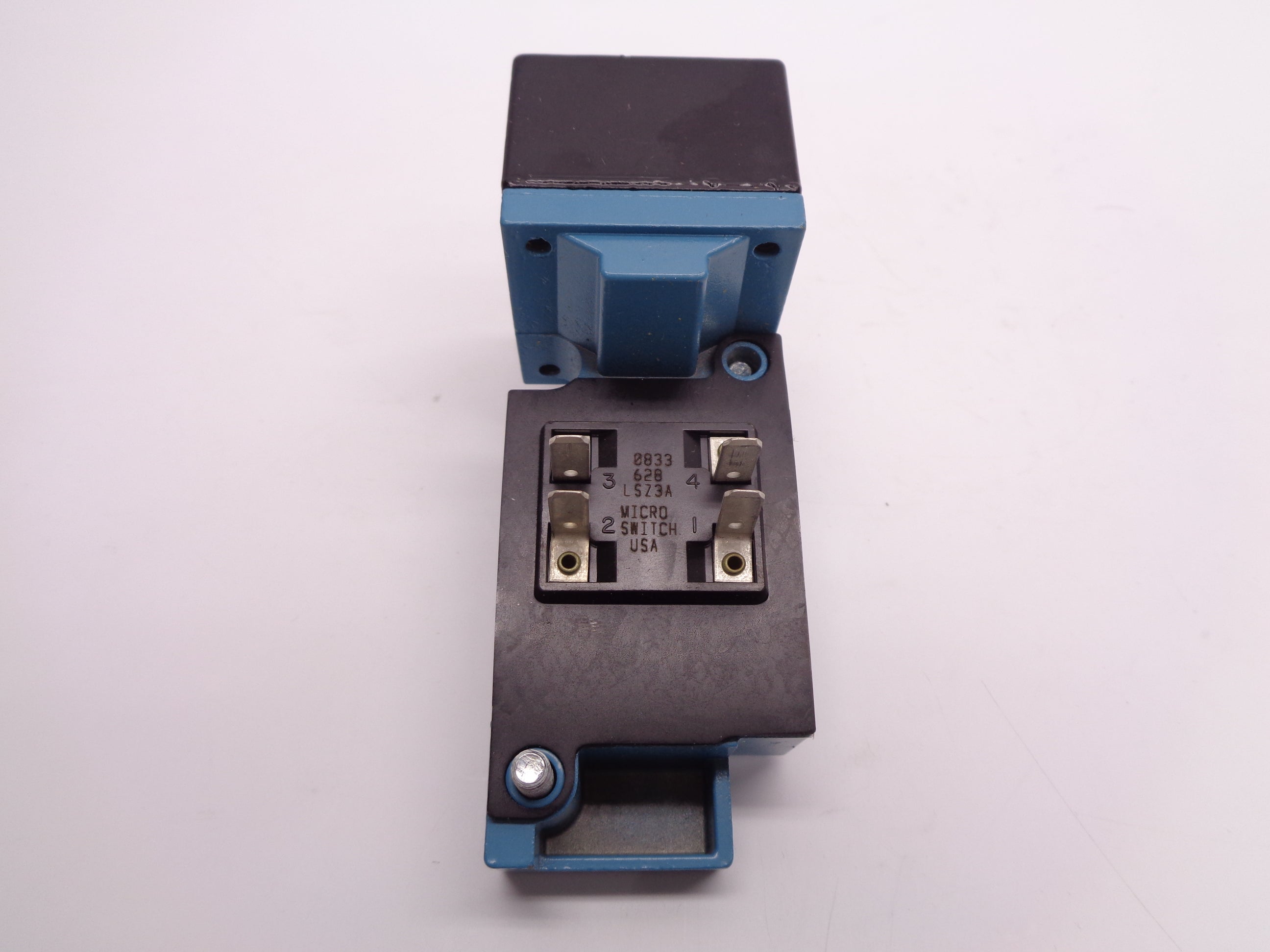 MICRO SWITCH LSZ7A1A 600VAC 10A NSNP