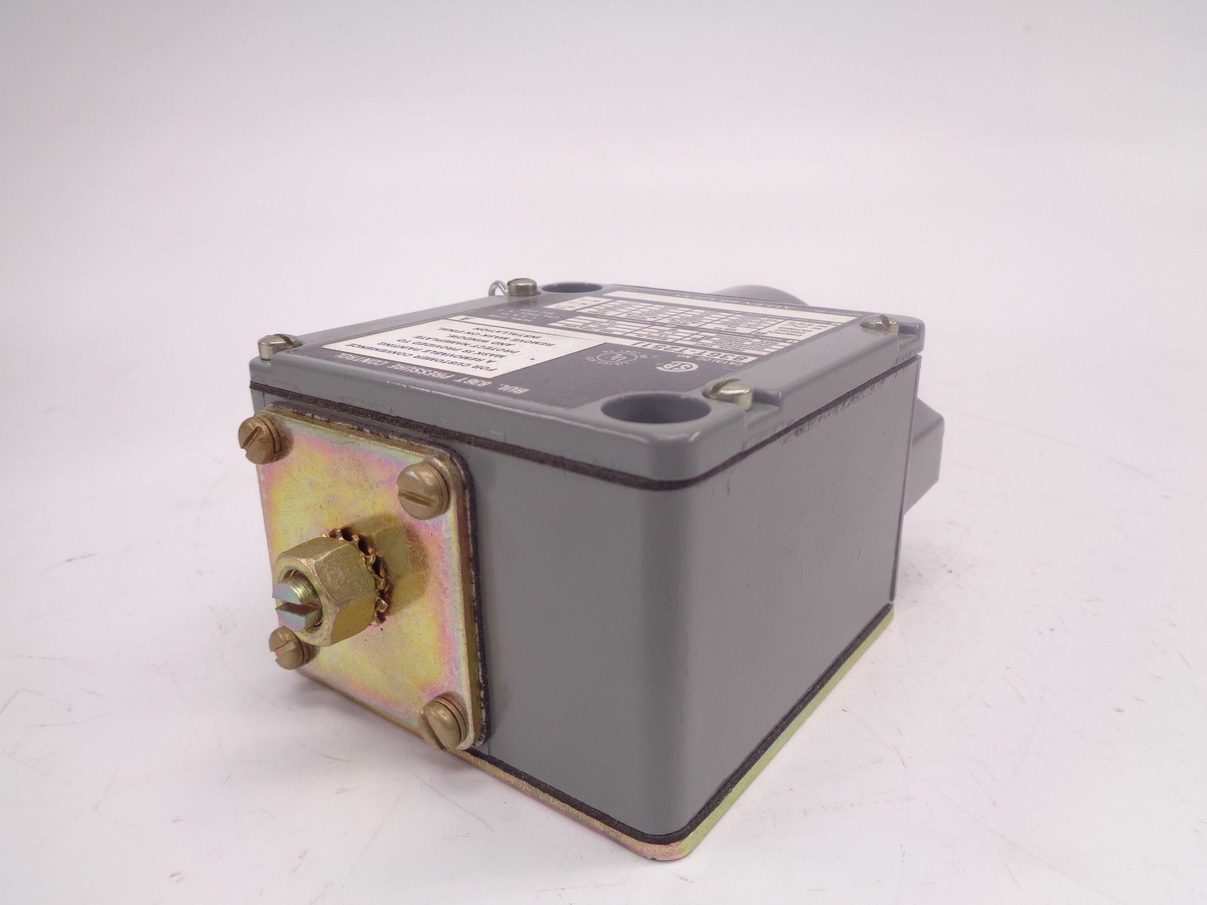 ALLEN BRADLEY 836T-T251J SER. A 120-600VAC 60A 3-35PSI (BR/YL) NSMP