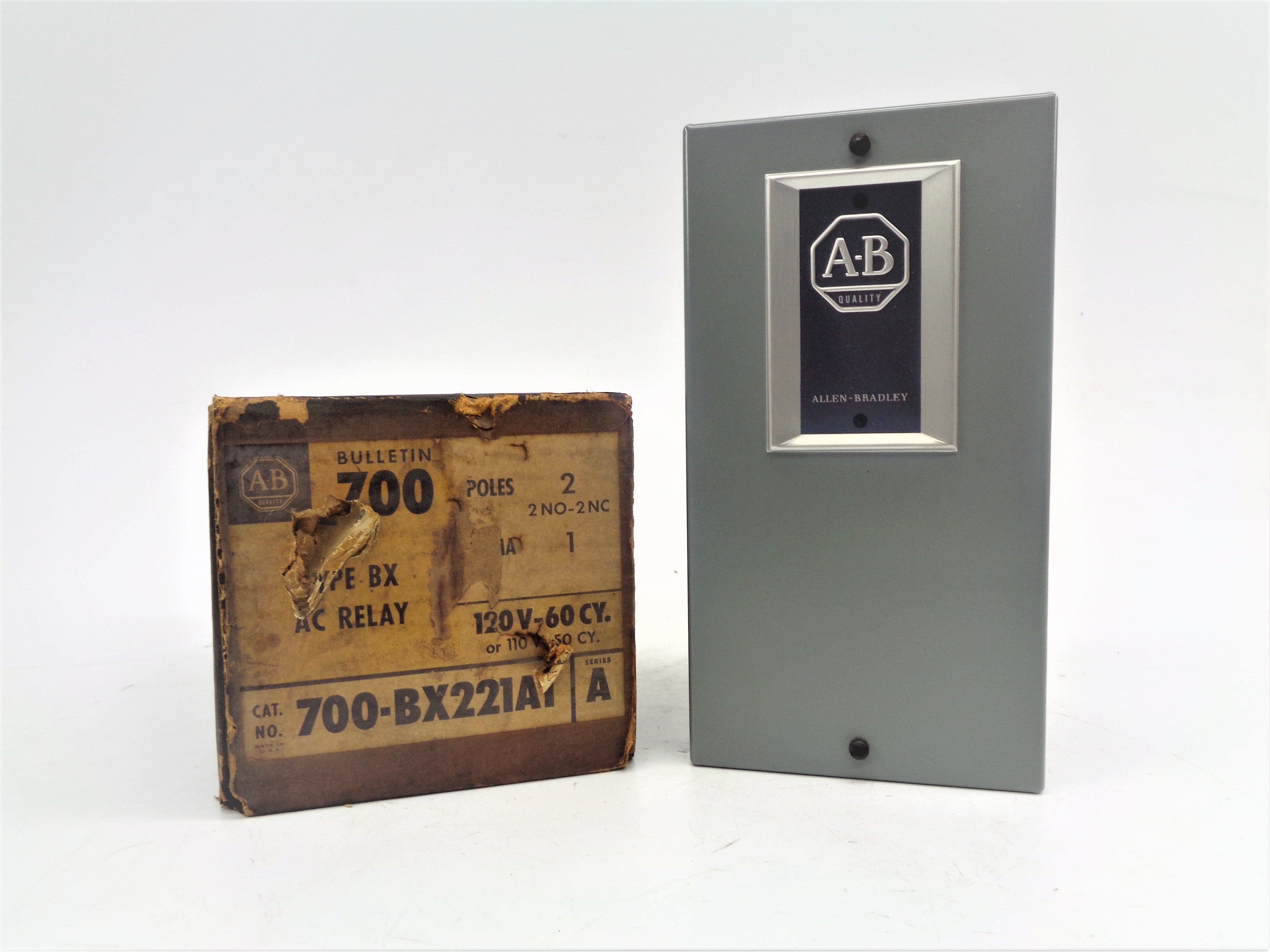 ALLEN BRADLEY 700-BX221A1 SER. A 120V (BR/YL) NSMP