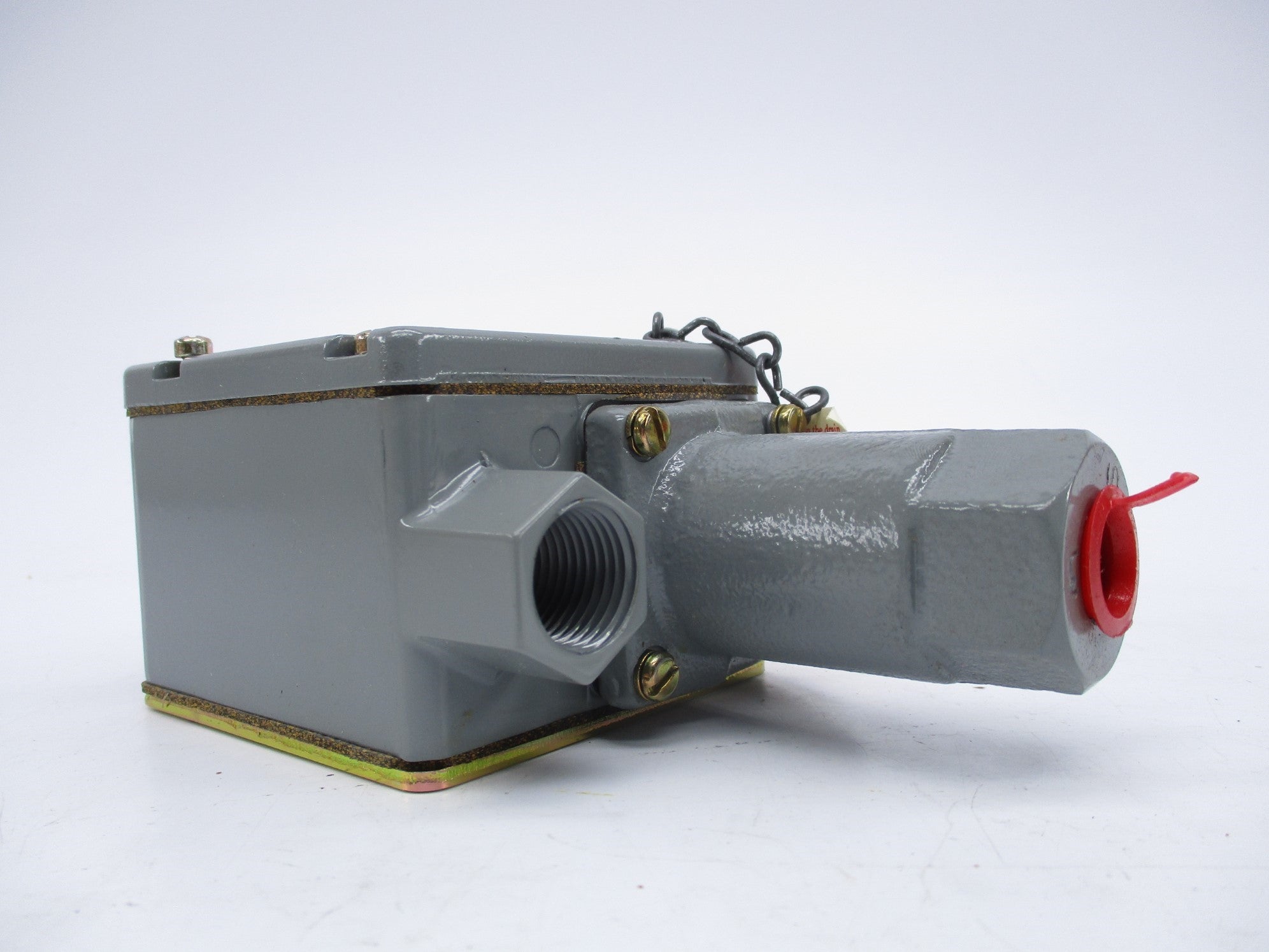 INDUSTRIAL SPARE PART 836T-T352J SER. A 120-600VAC 60A 400-3000PSI (BR/WH) NSMP