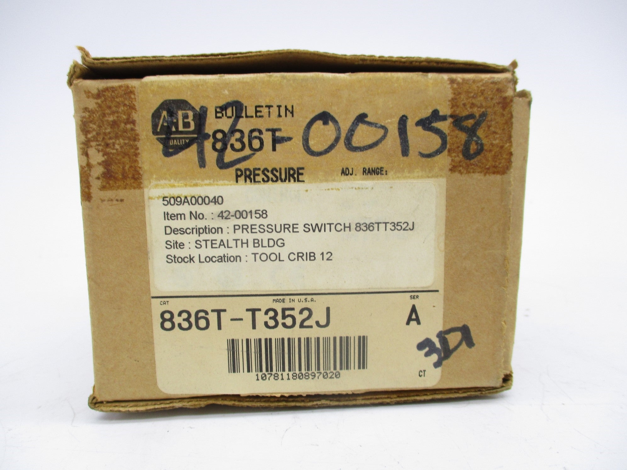 INDUSTRIAL SPARE PART 836T-T352J SER. A 120-600VAC 60A 400-3000PSI (BR/WH) NSMP