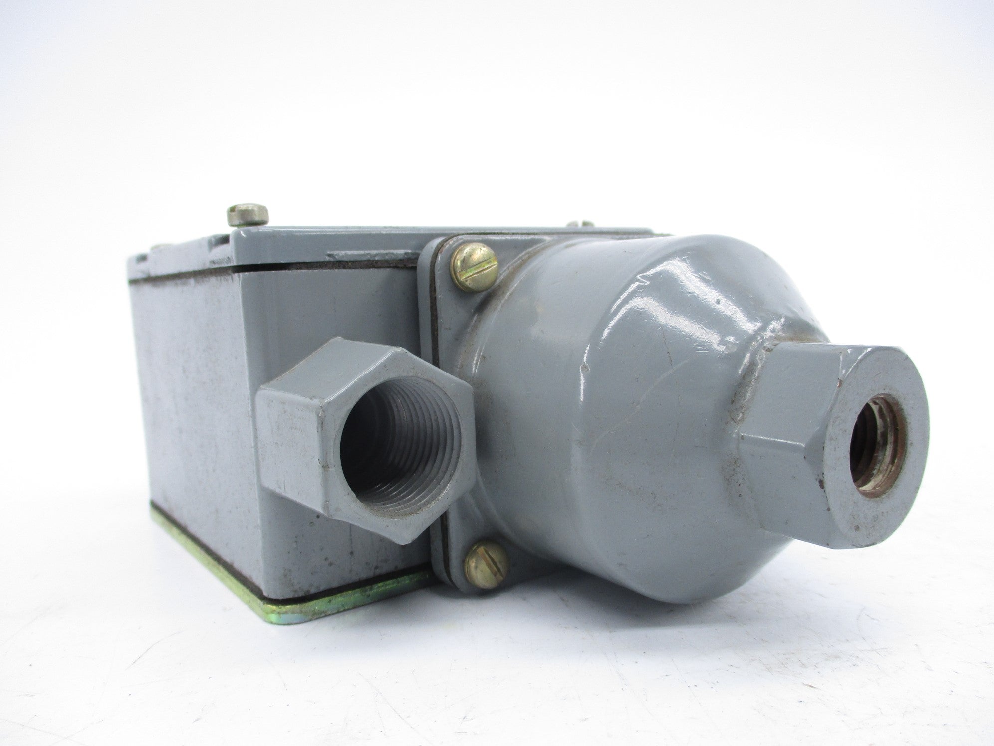 ALLEN BRADLEY 836T-T251J SER. A UNMP