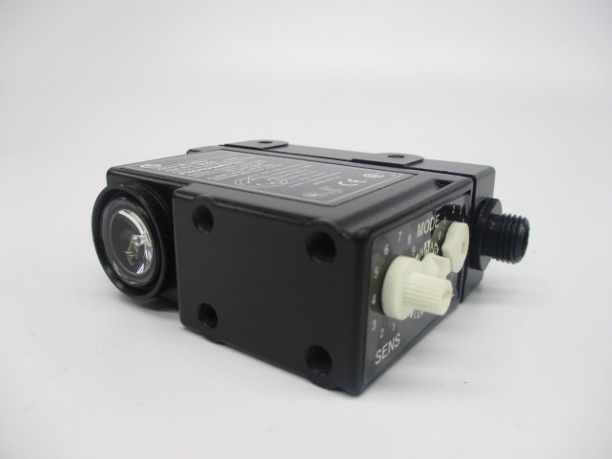 INDUSTRIAL SPARE PART 42CRC-4000 SER. B 10-30VDC (BR/WH) NSMP