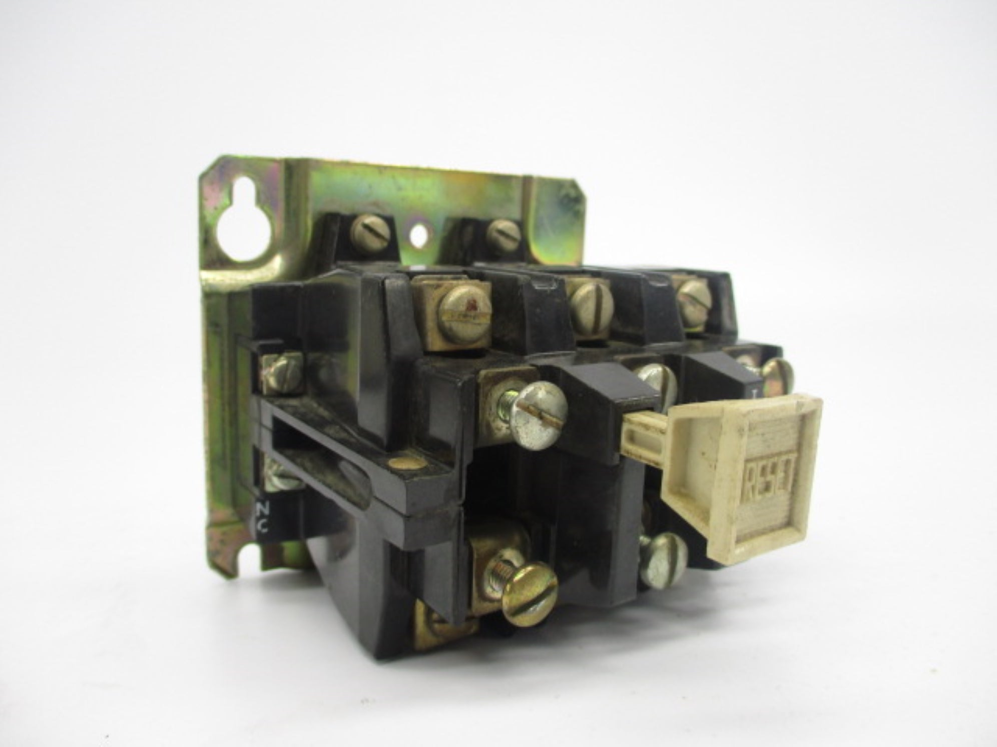 INDUSTRIAL SPARE PART 592-BOV169 SER. A 600V UNMP