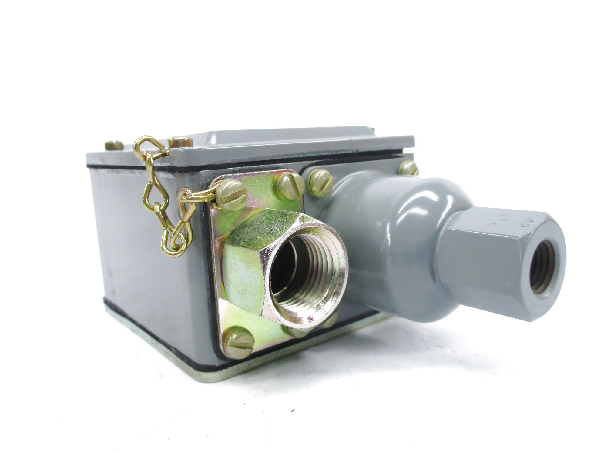 INDUSTRIAL SPARE PART 836T-D451J SER. A 120-600VAC 60A (BR/YL) NSMP