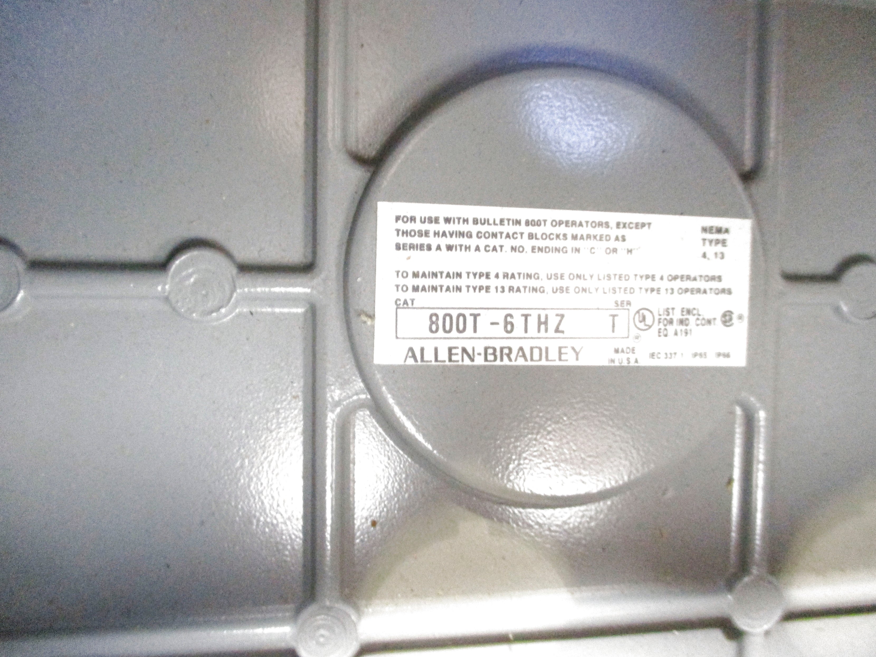 ALLEN BRADLEY 800T-6THZ SER. T NSNP