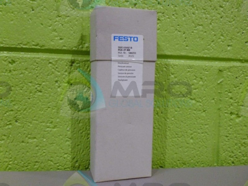 FESTO SDE3-D10Z-B-HQ4-2P-M8 PRESSURE SENSOR * FACTORY SEAL *