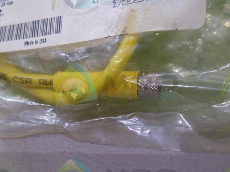 TURCK PKG-4M-0.3 PICOFAST MOLDED CORDSETS * NEW IN BAG *