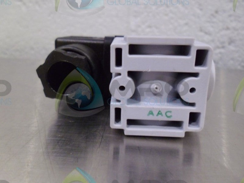 GEMCO 88318760 TYPE 0324 PLASTIC SOLID VALVE * NEW IN ORIGINAL BAG *