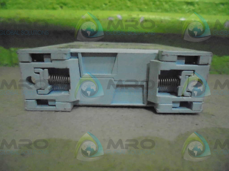 MESEUREMENT TECHNOLOGY MTL3072 TEMPERATURE CONVERTER  UNMP