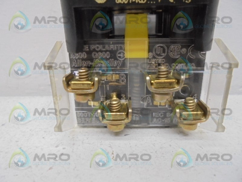 ALLEN BRADLEY 800T-KD GREEN BUTTON  UNMP