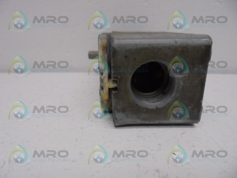 CUTLER HAMMER 10316H187A LIMIT SWITCH  UNMP
