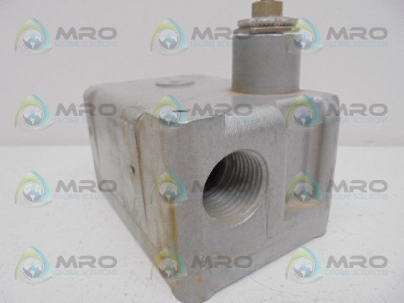 MICRO SWITCH EX-AR30 EXPLOSION PROOF SWITCH (GREY)  UNMP