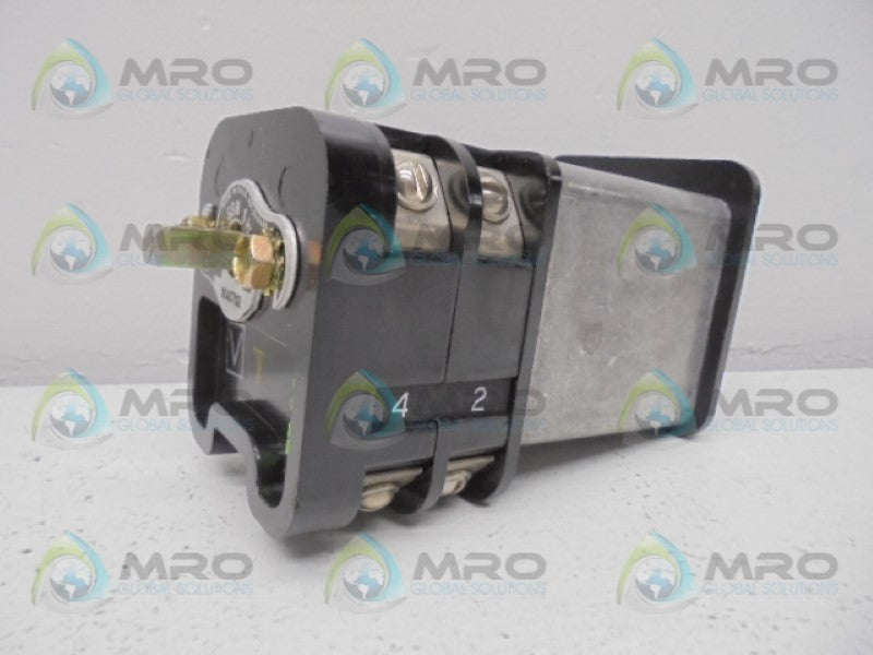 GENERAL ELECTRIC TYPE SBM CONTROL SWITCH 10AC702  NSNP