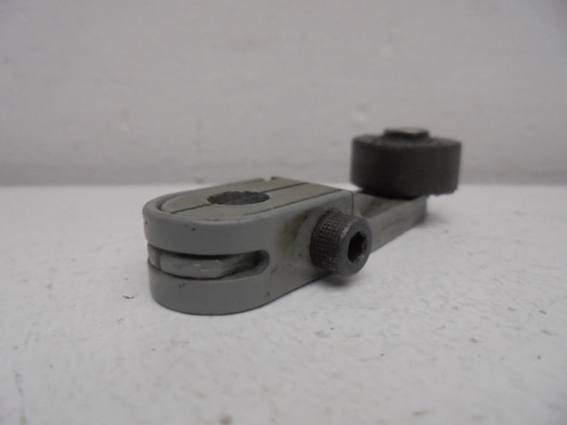 CUTLER HAMMER 10316H200C  LIMIT SWITCH ROLLER ARM  UNMP