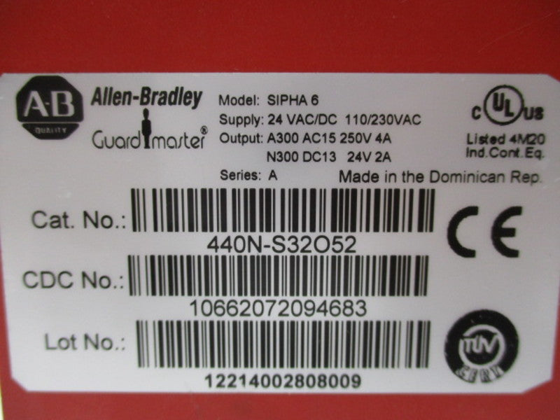 ALLEN BRADLEY 440N- S32052 SER.A GUARD MASTER 24VAC/VDC  UNMP