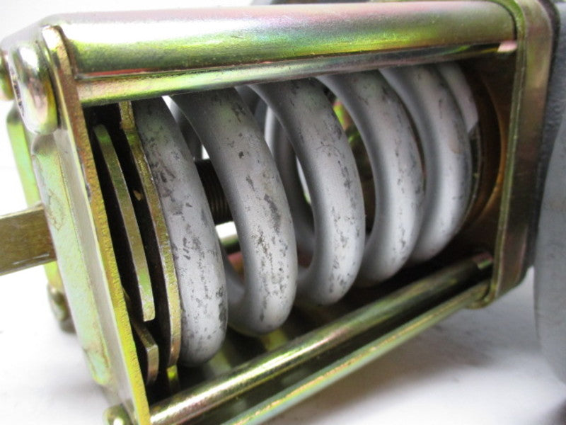 JOHNSON CONTROLS V46AS-2 REGULATING VALVE 2" (AS PICTURED)  UNMP