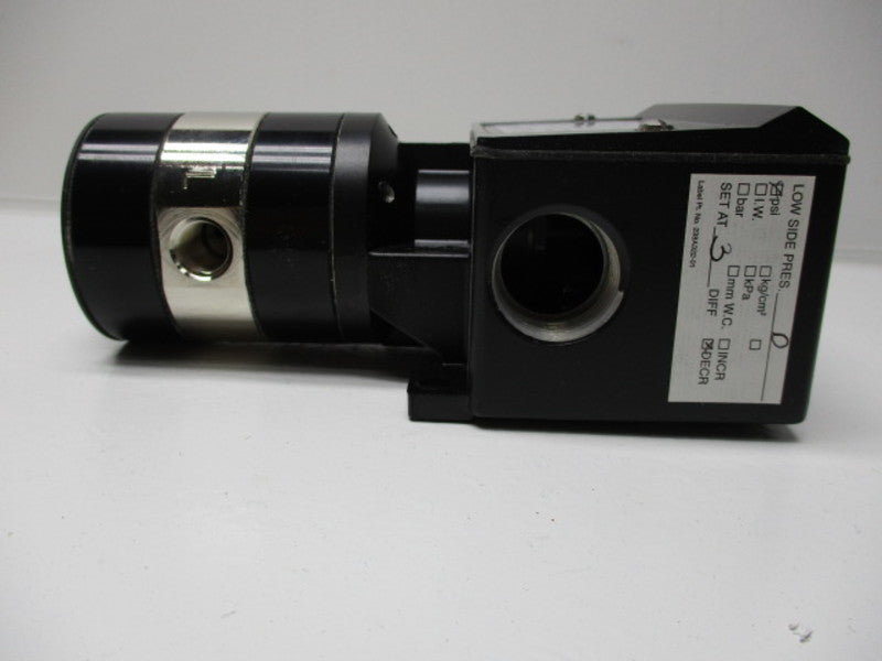 ASHCROFT D424VXFMFS DIFFERENTIAL PRESSURE SWITCH  NSMP