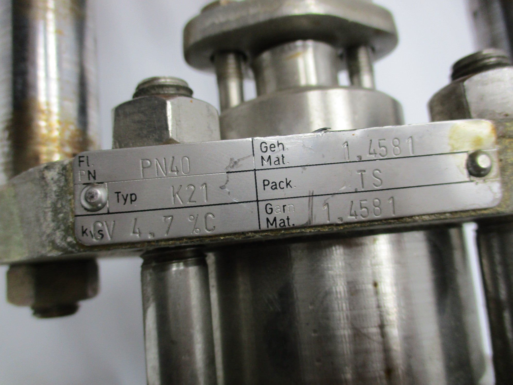 HONEYWELL 2009AL2 81323670-04 UNMP
