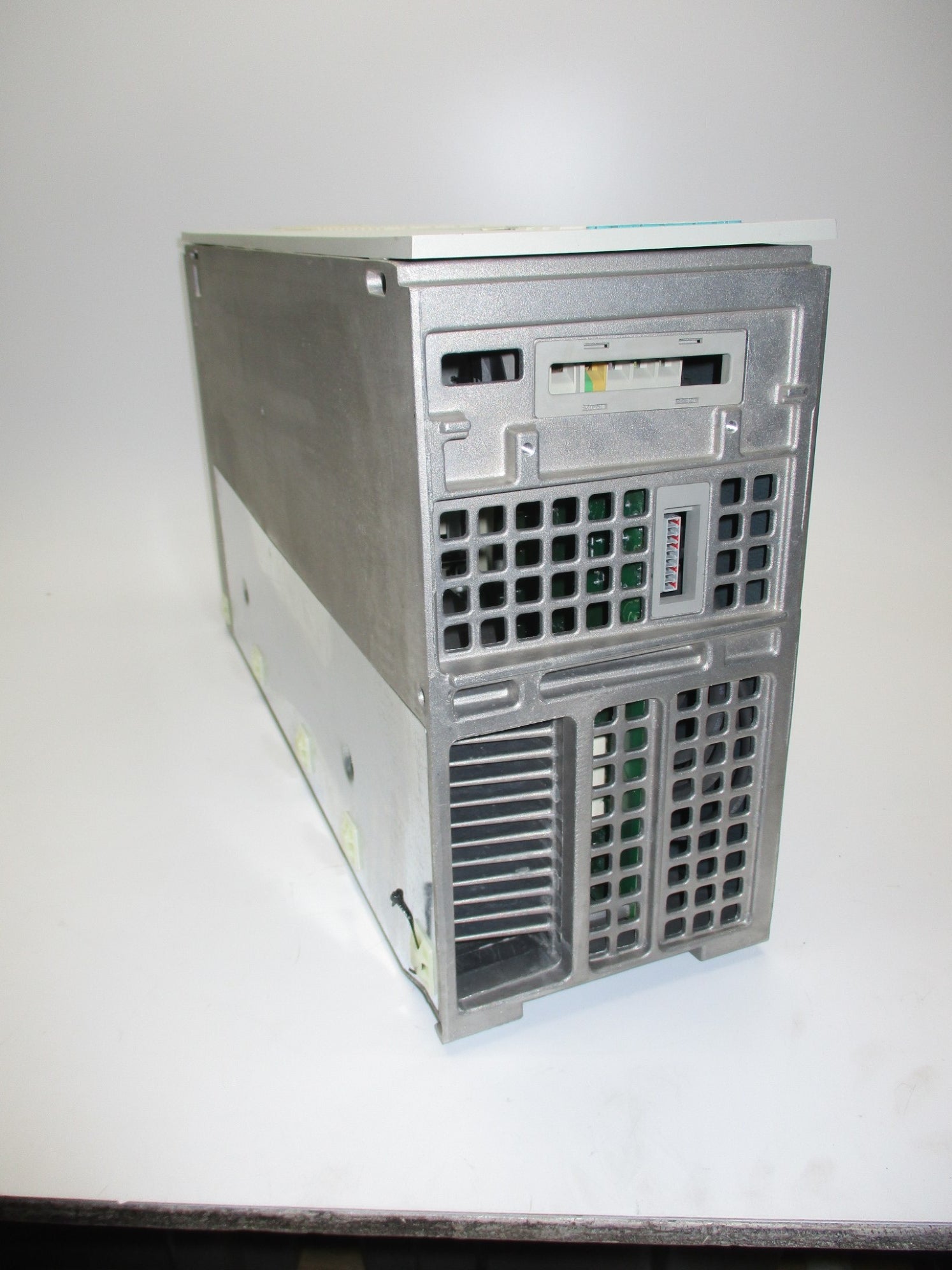 SIEMENS 6SE7022-2FC61-Z UNMP