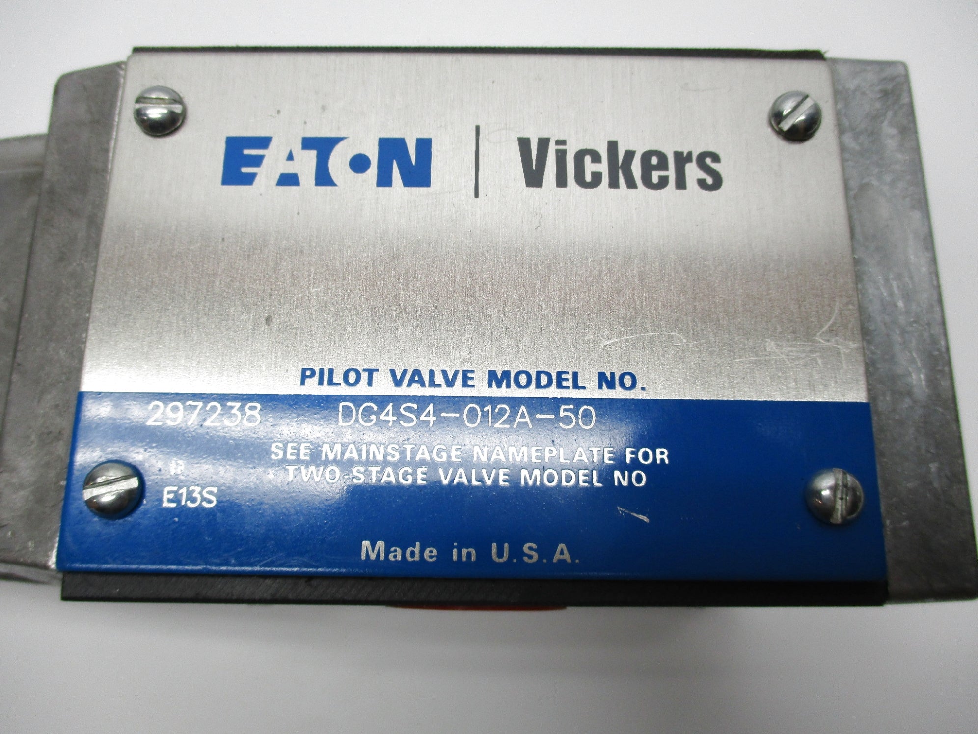 VICKERS DG4S4012A50 297238 115V .61A NSNP