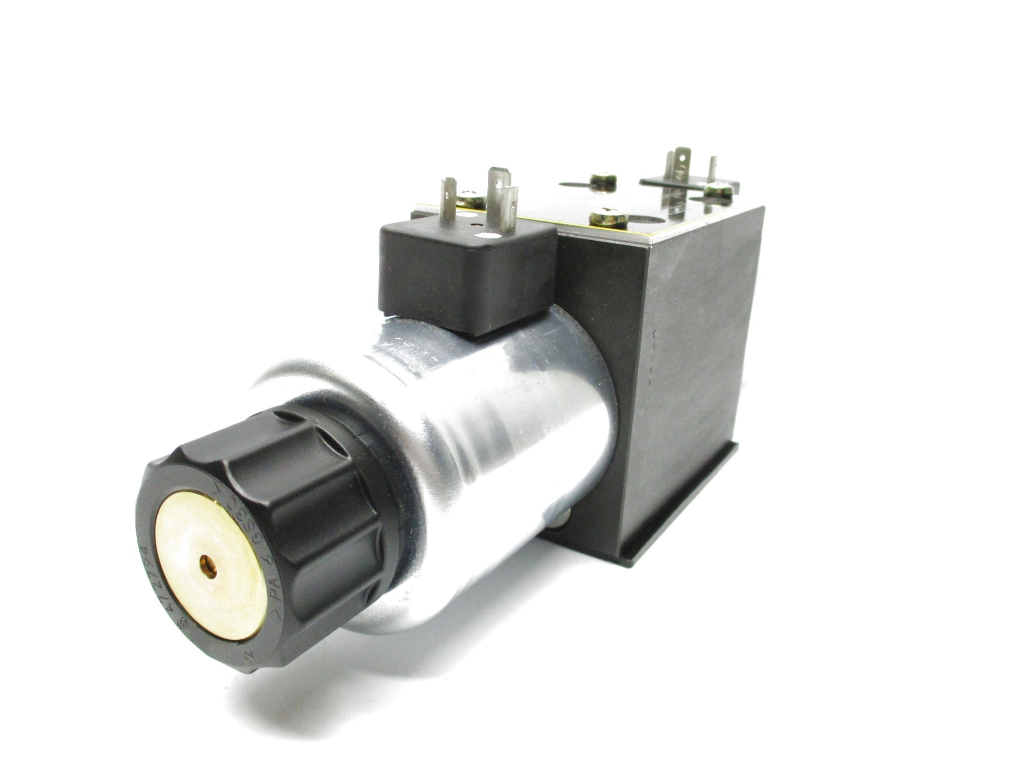 PARKER D3W4CNYWFZ 110-120V 0.40-0.42A 5000PSI NSMP