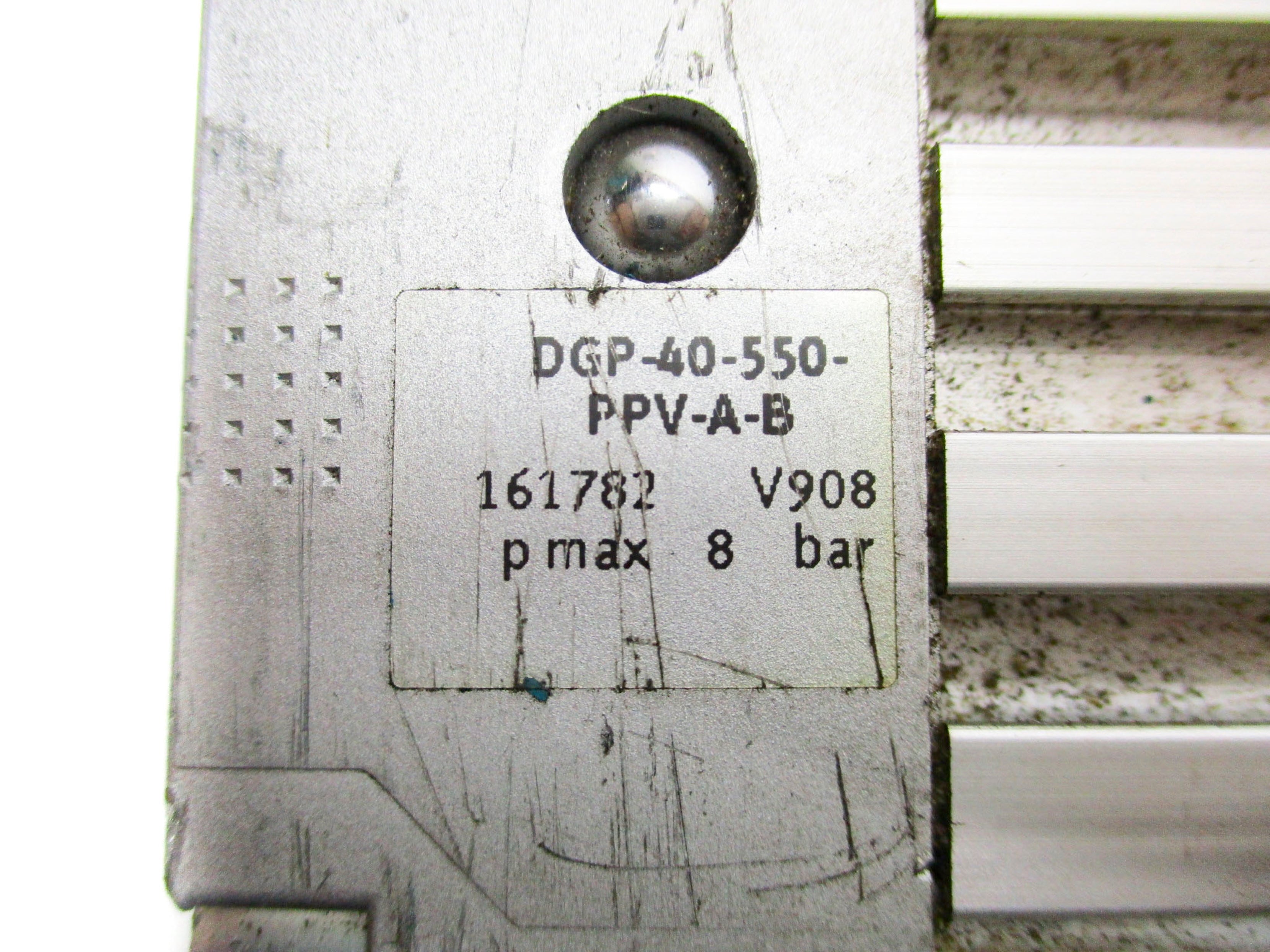 FESTO DGP-40-550-PPV-A-B NSNP