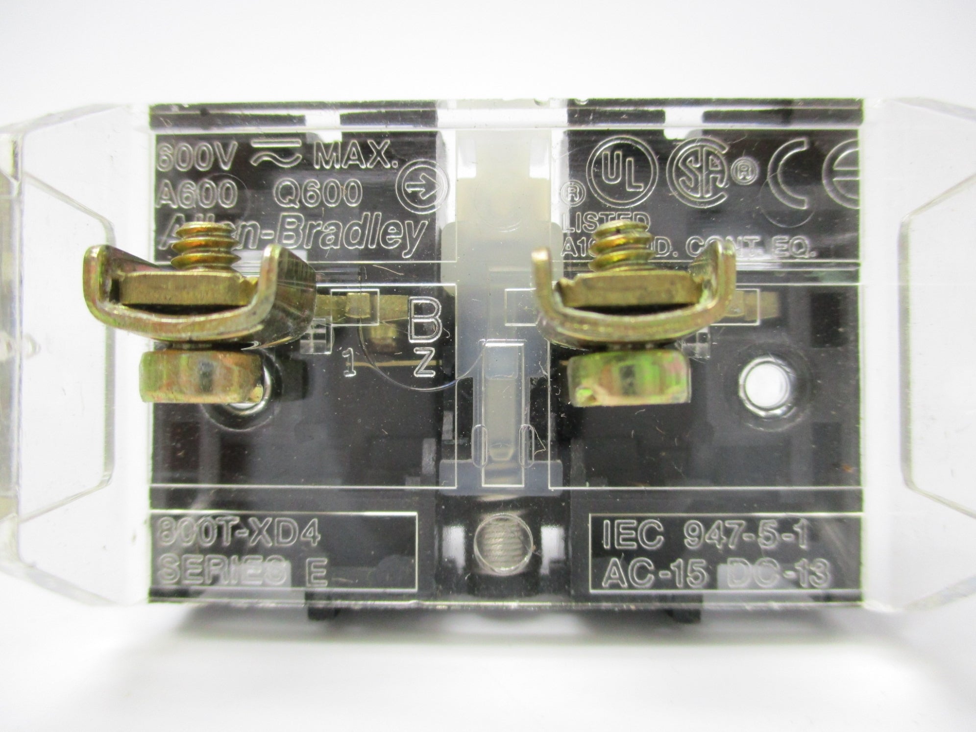 ALLEN BRADLEY 800T-XD4 SER. E 600V NSNP