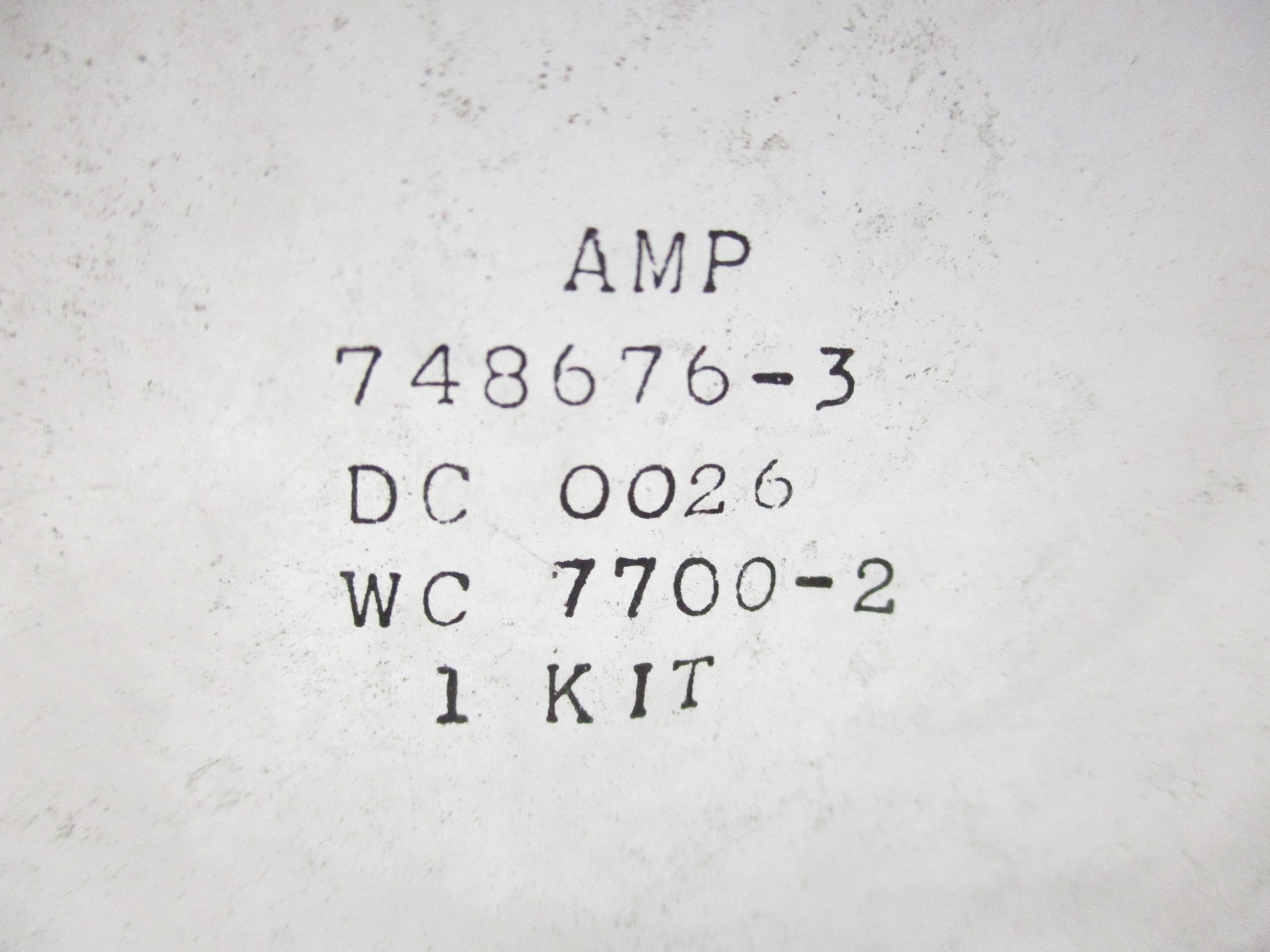 AMP 748676-3 NSNP