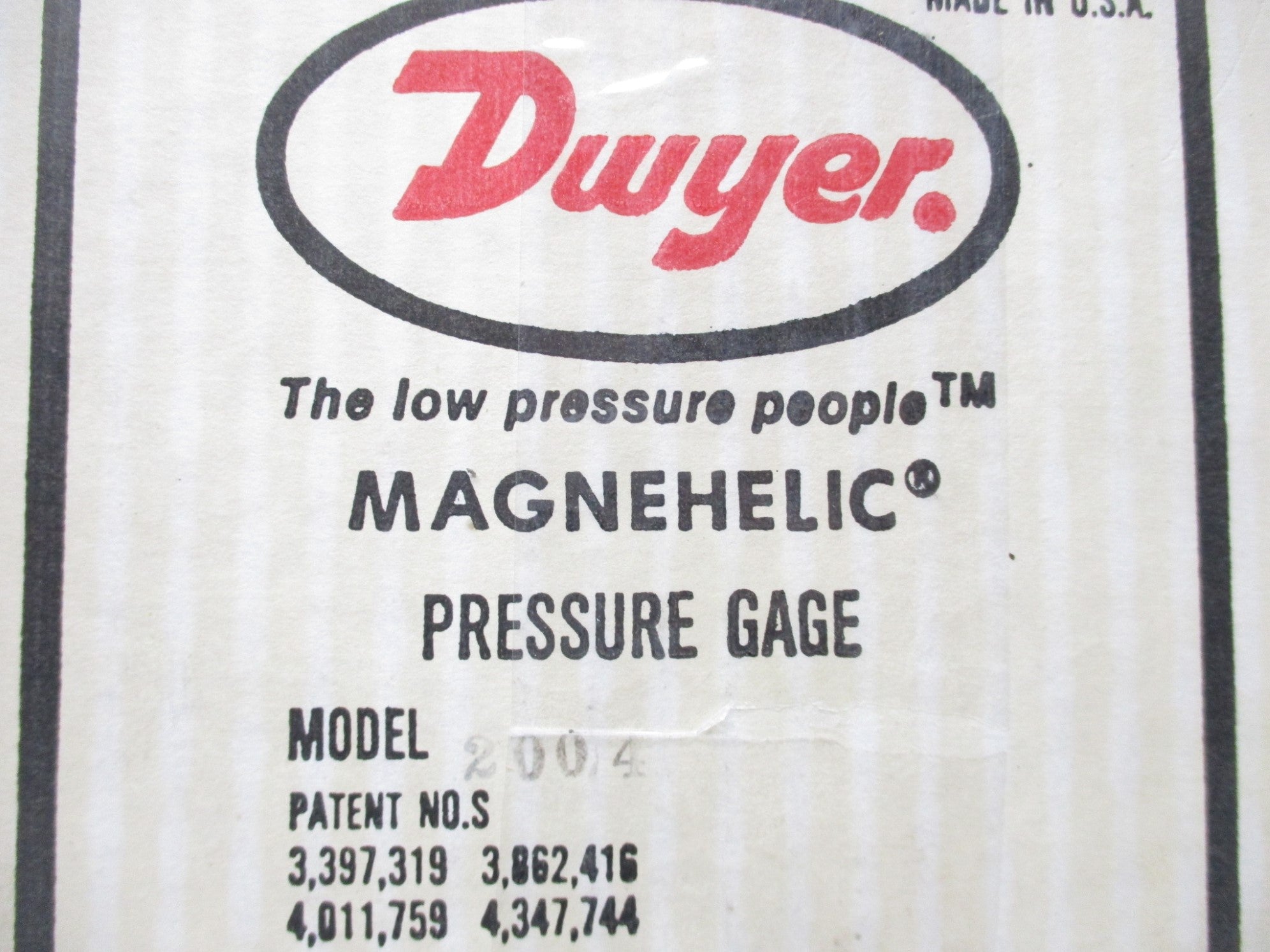 DWYER 2004 15PSI 0-4 NSMP