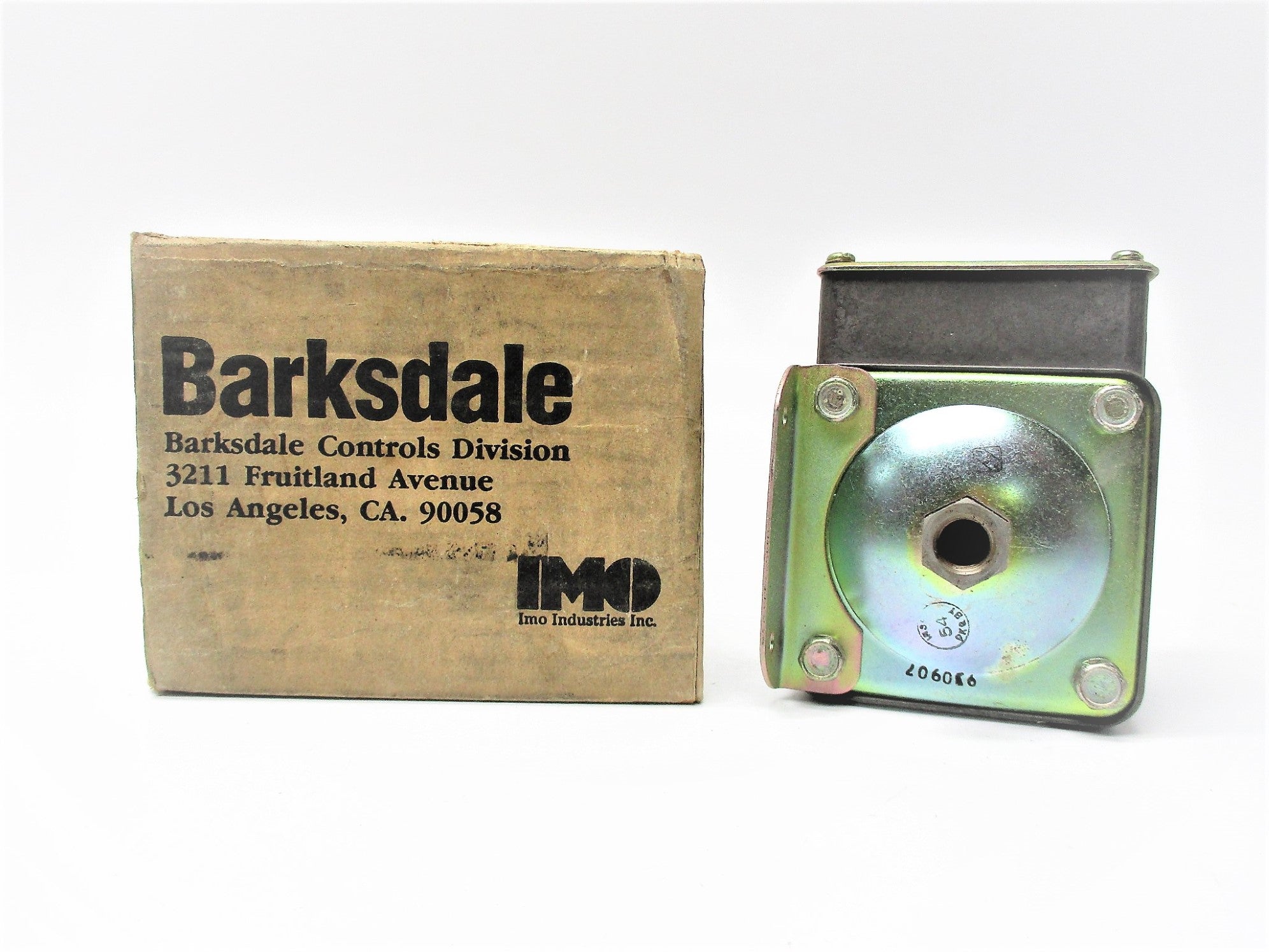 BARKSDALE D2T-M80SS 480VAC 3A .5-80PSI NSMP