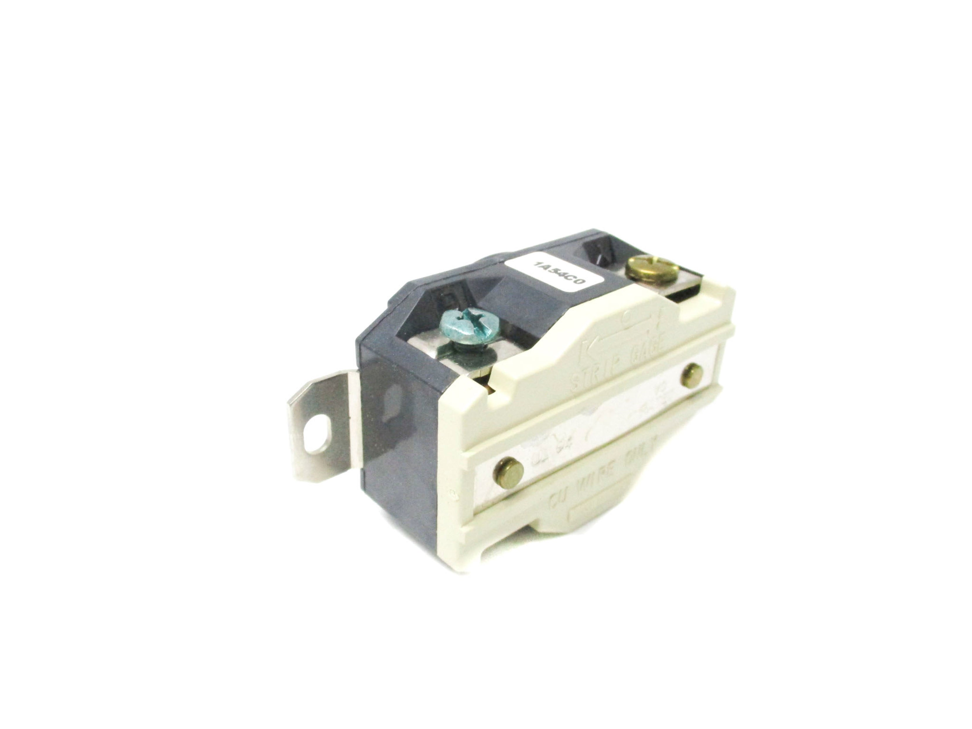 LEVITON 2620 250V 30A NSMP