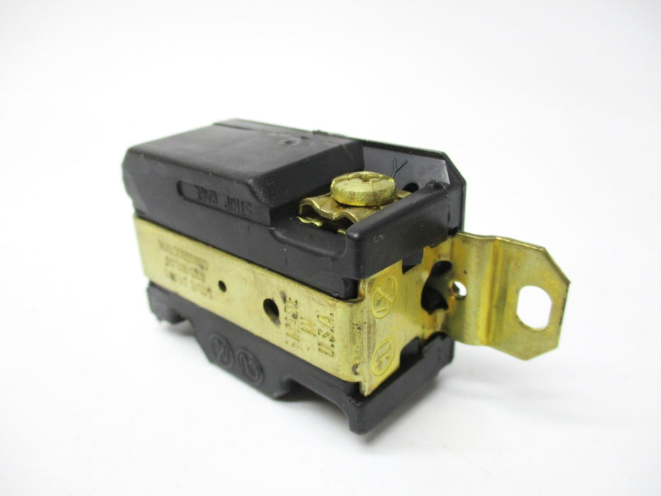 RECEPTACLE WC596/81-1 NSNP