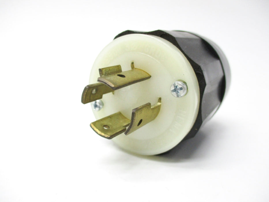 LEVITON 2421 L15-20P NSNP